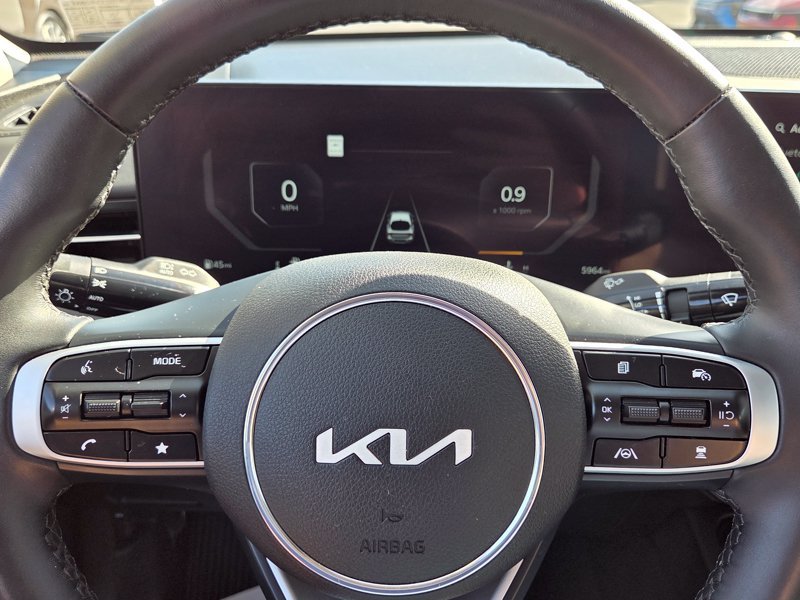 Used 2026 White Kia EX image 26