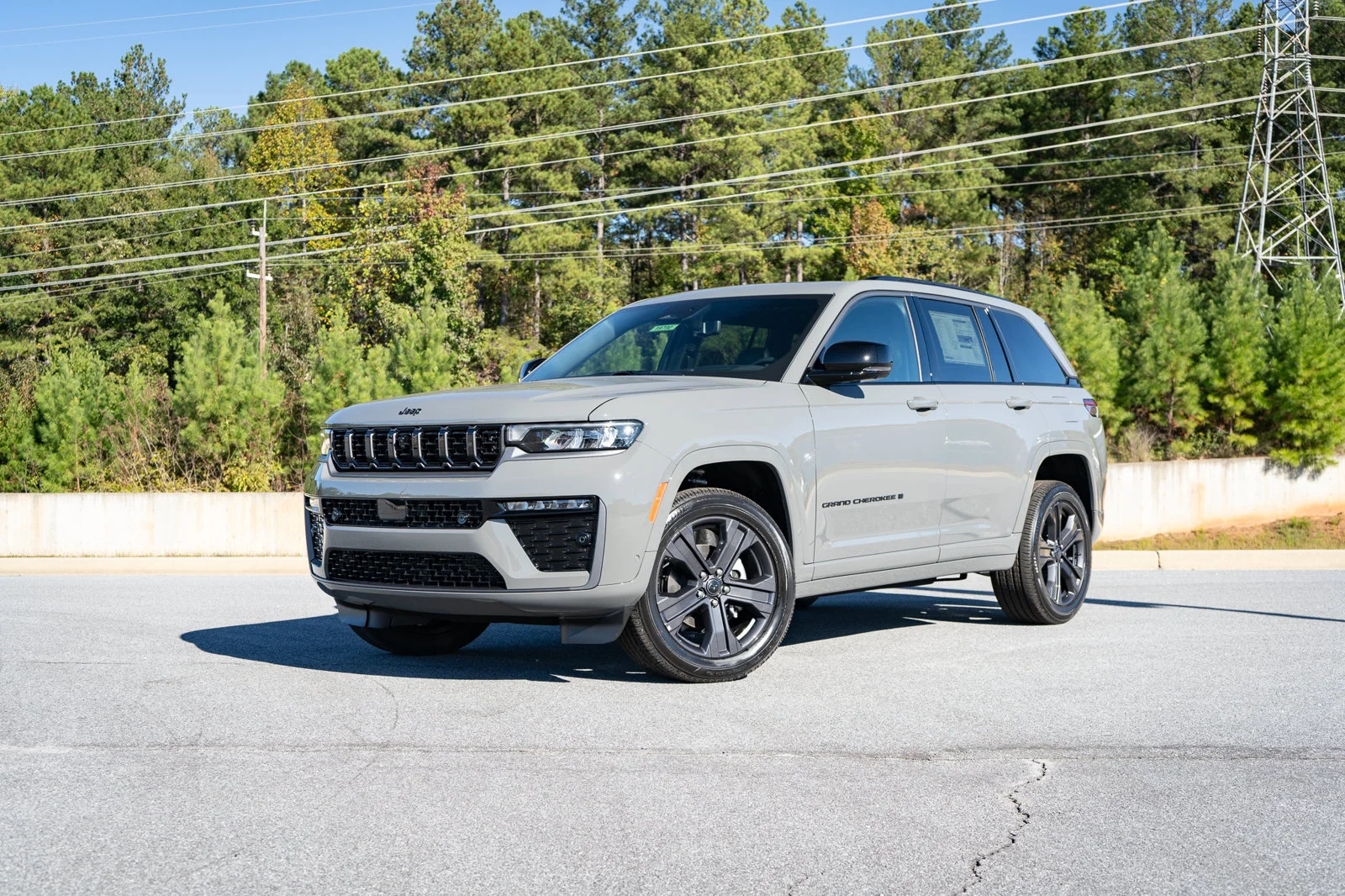 New 2027 Gray Jeep Limited Reserve image 1
