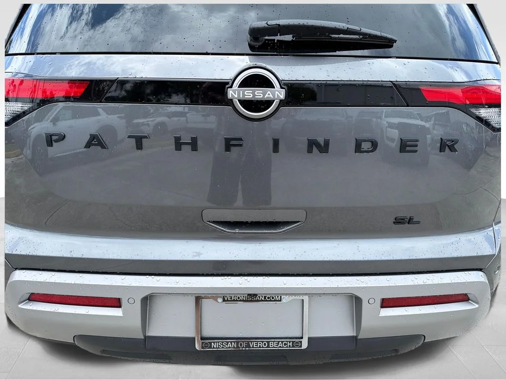 2023 Nissan Pathfinder SL - Photo 10