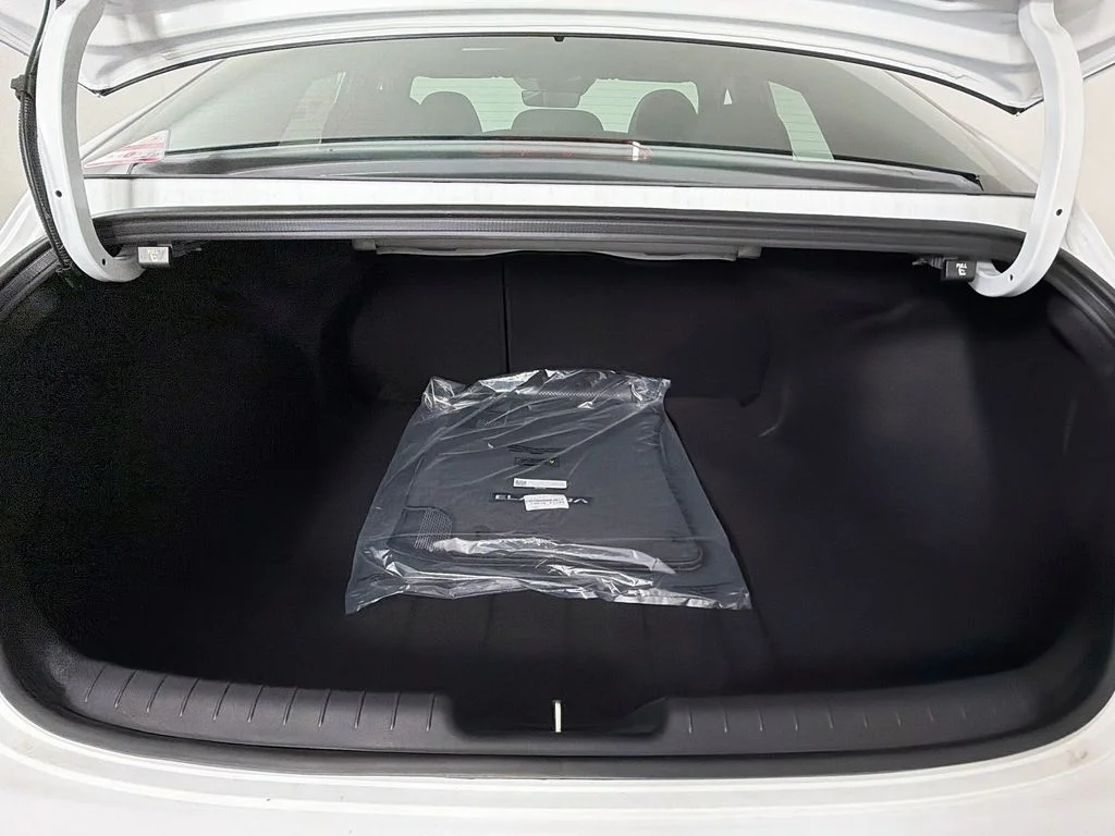 New 2026 Serenity White Hyundai SEL Sport Plus image 25