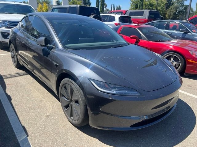 Used 2025  Tesla  image 4