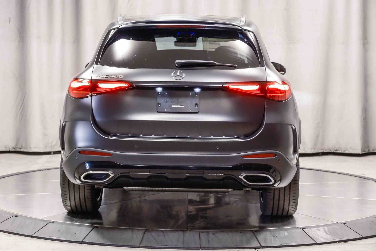 New 2026 MANUFAKTUR exclusive graphite grey magno Mercedes-Benz GLC 300 image 44