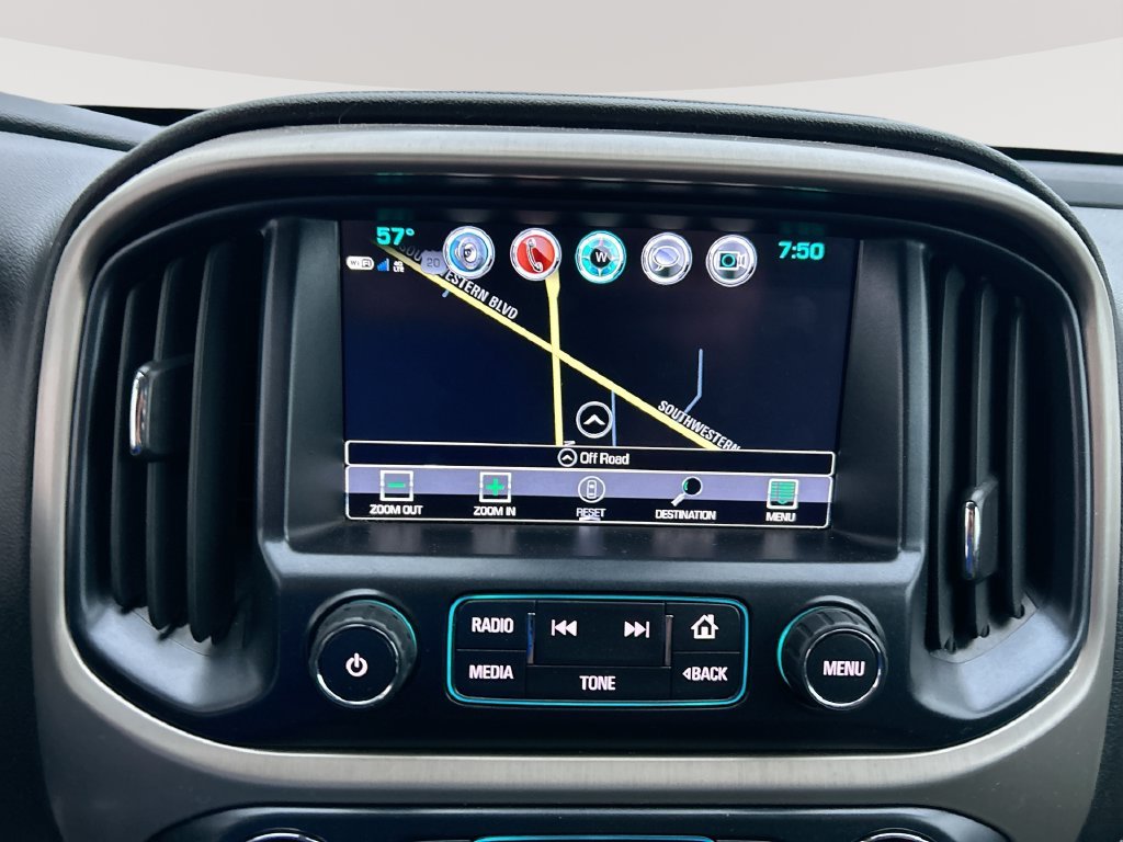 Used 2018 Black GMC Denali image 17