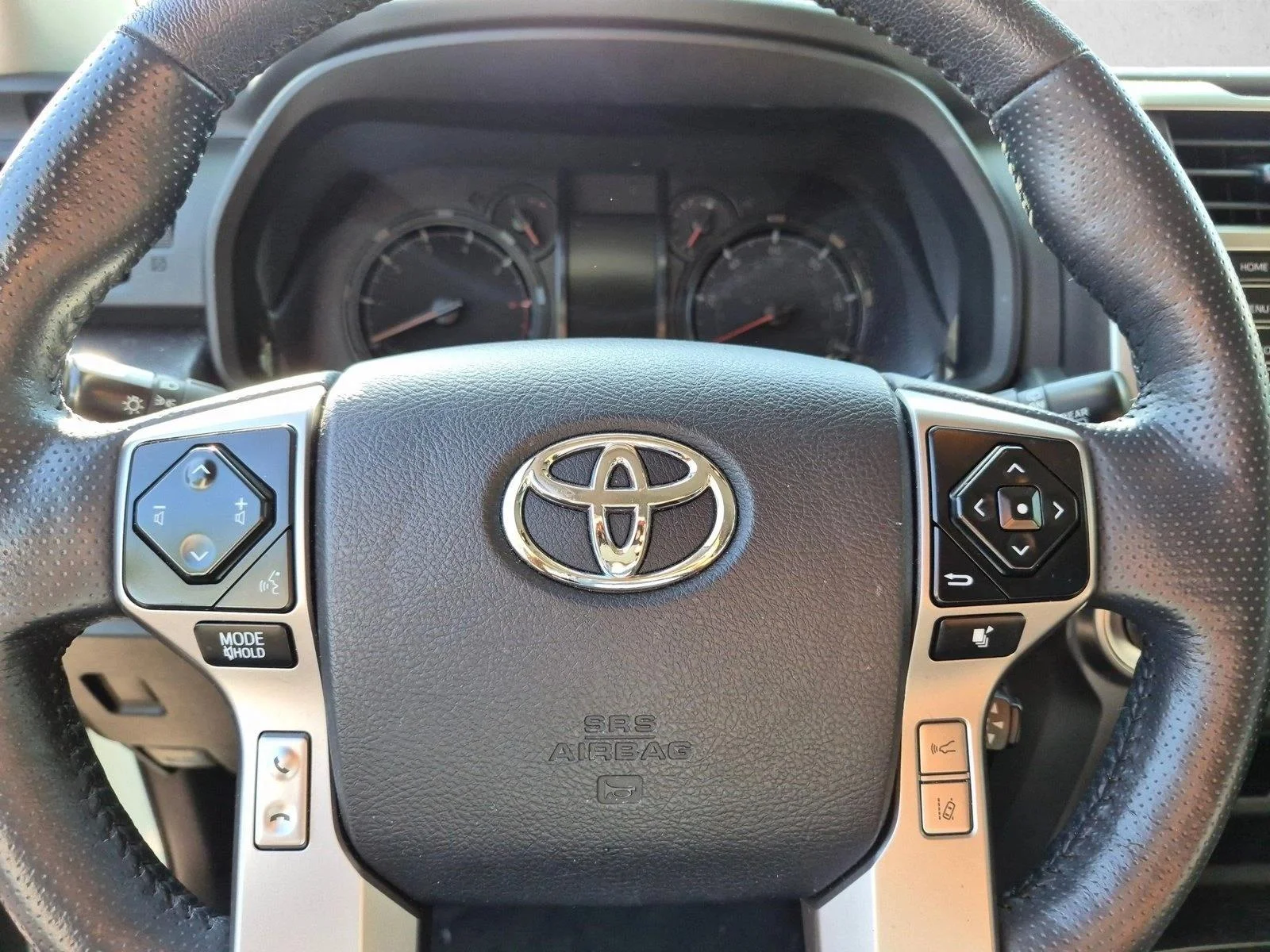 Used 2023 Ice Cap Toyota SR5 Premium image 13
