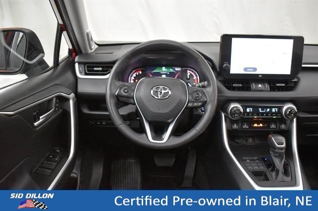 Used 2023 Ruby Flare Pearl Toyota XLE Premium image 3