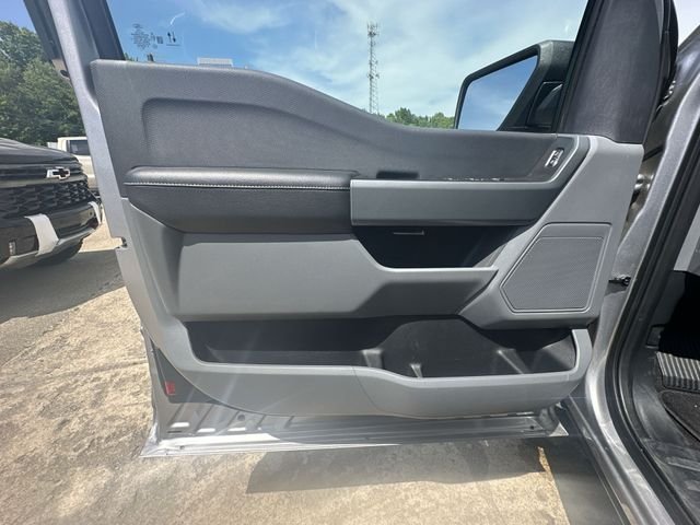Used 2022 Silver Ford XLT image 24