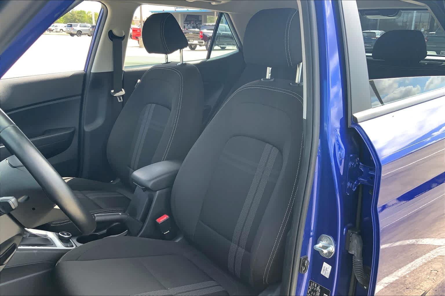 Used 2022 Intense Blue Hyundai SEL image 8