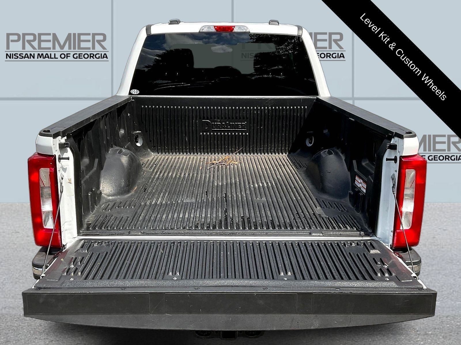 Used 2026 White Ford XLT image 9