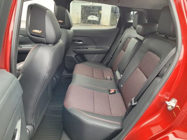 New 2026 Scarlet Ember Tintcoat Nissan SR image 6