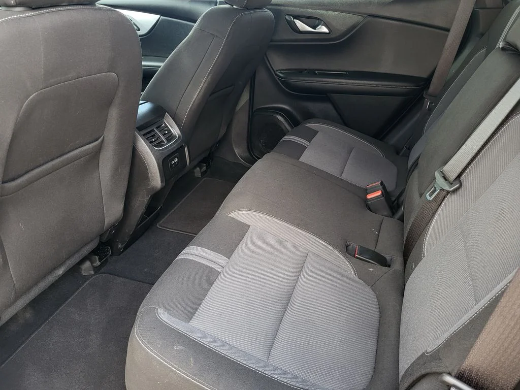 Used 2025 Sterling Gray Metallic Chevrolet 2LT image 21
