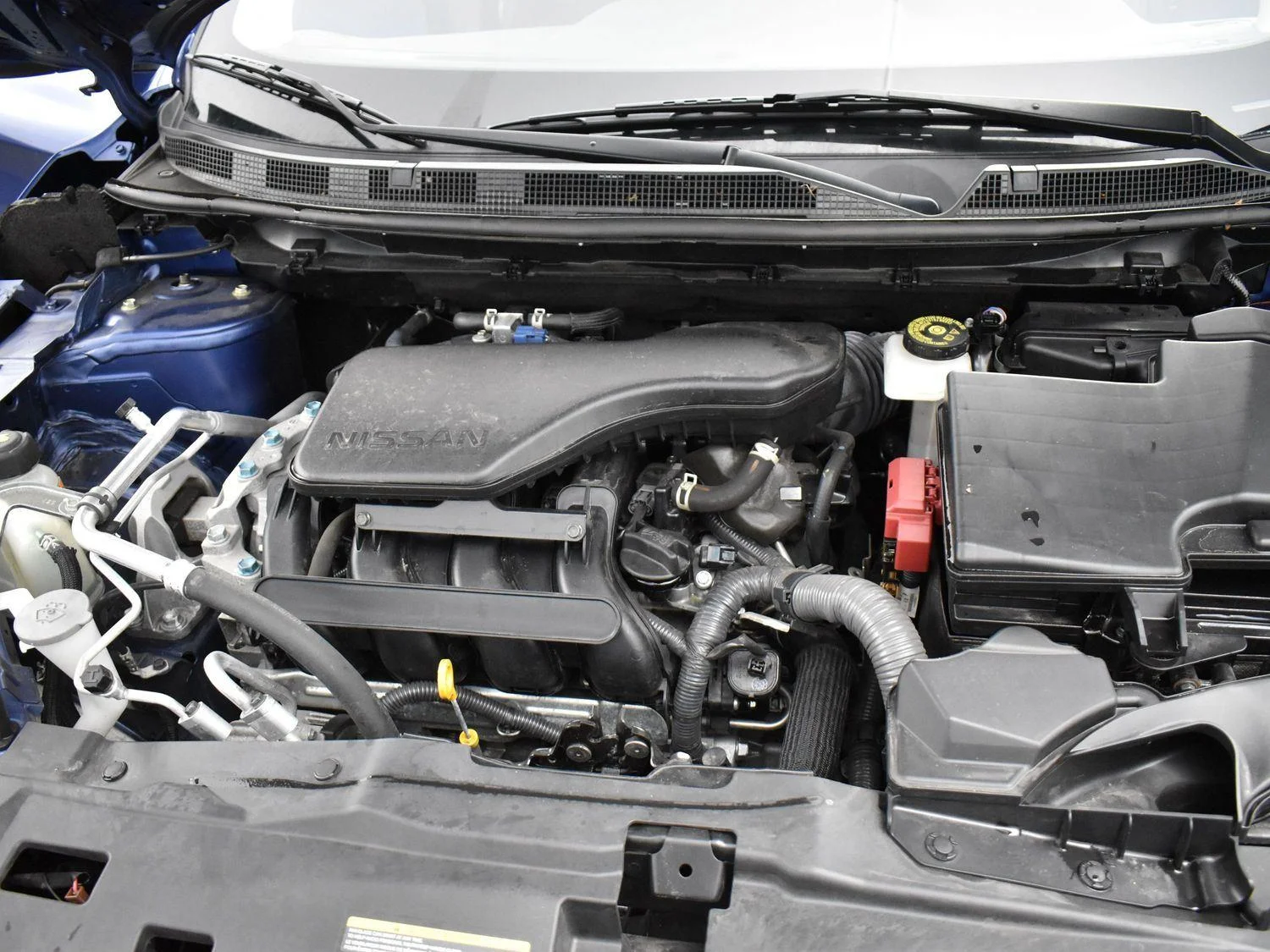 Used 2022 Caspian Blue Metallic Nissan S image 30