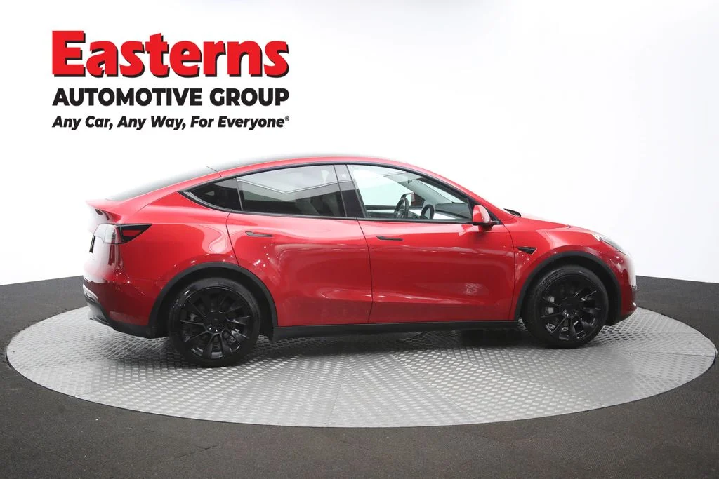 Used 2023 Red Tesla Long Range image 41