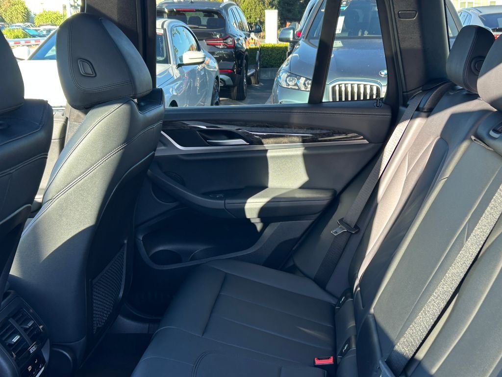 Used 2020 Black Sapphire Metallic BMW M40i image 29