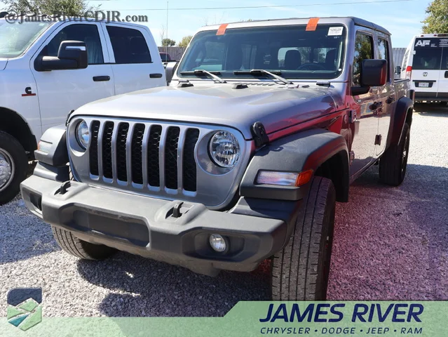 2020 Jeep Gladiator Sport