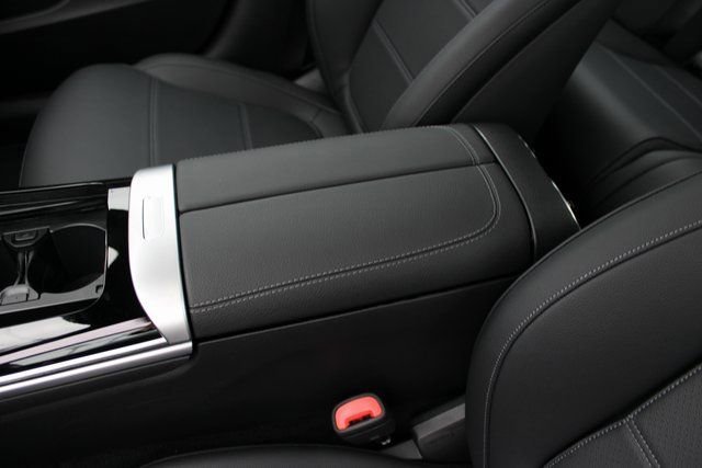 New 2025 Selenite Grey Metallic Mercedes-Benz C 300 image 60