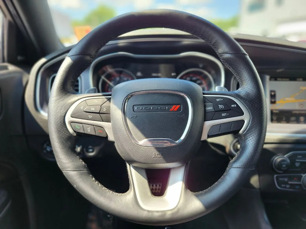 Used 2015 White Dodge R/T Scat Pack image 26