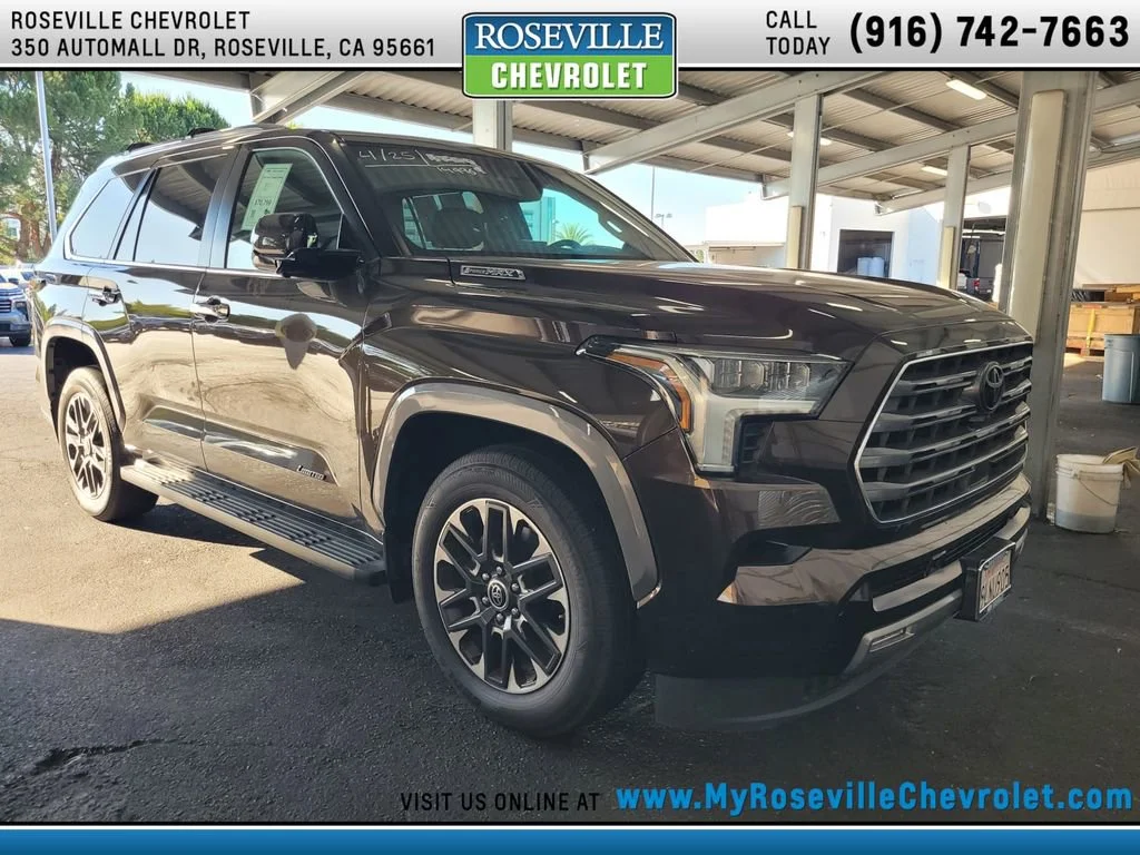2024 Toyota Sequoia Limited 4WD i-FORCE MAX Hybrid's photo