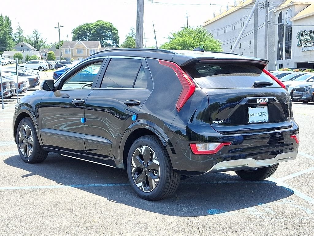New 2026 Aurora Black Pearl Kia WIND image 3
