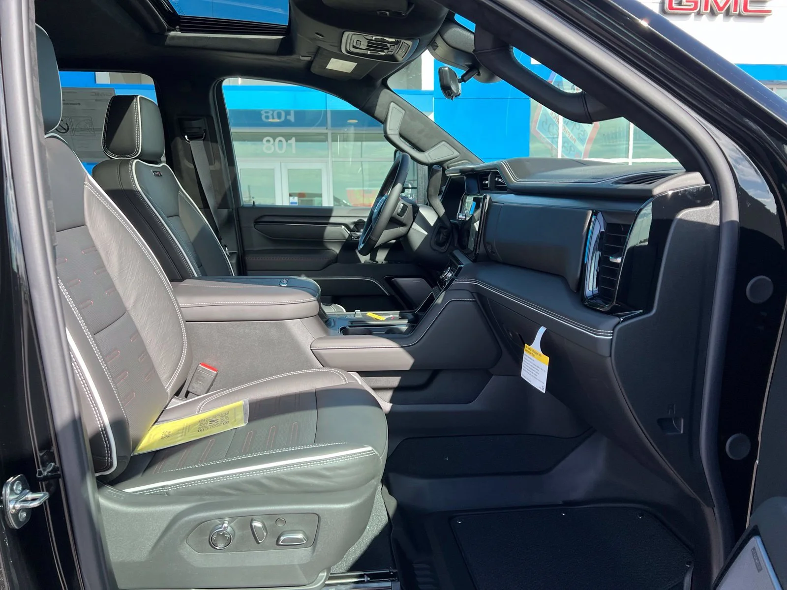 2026 GMC Sierra 2500HD AT4X - Photo 11