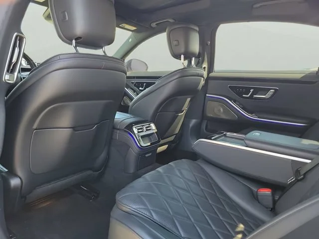 Used 2022 Black Mercedes-Benz S 580 image 14