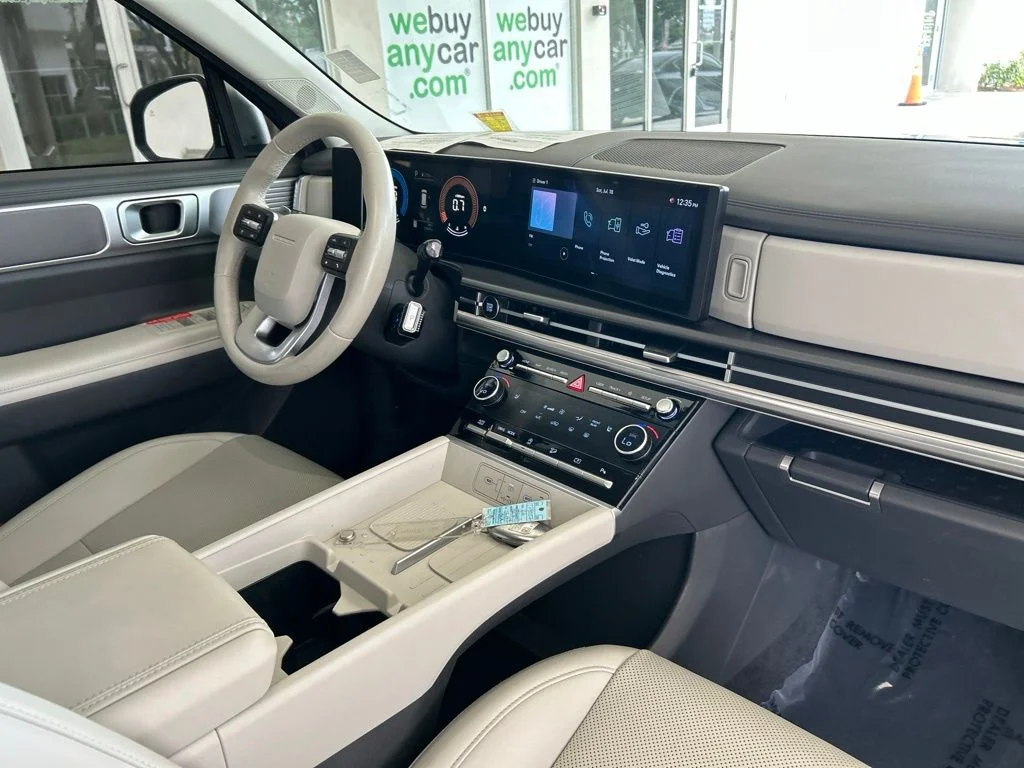 Used 2026 Silver Hyundai SEL image 24