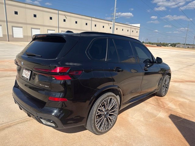 Used 2025 Black BMW xDrive40i image 5