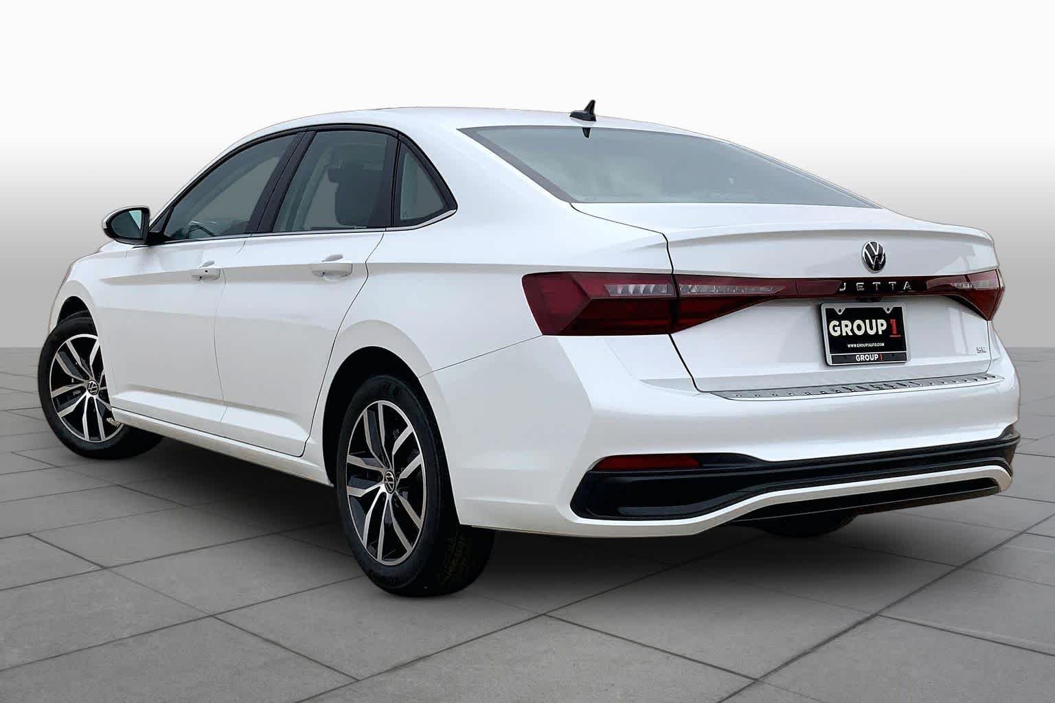 New 2026 Opal White Pearl Volkswagen SE image 11