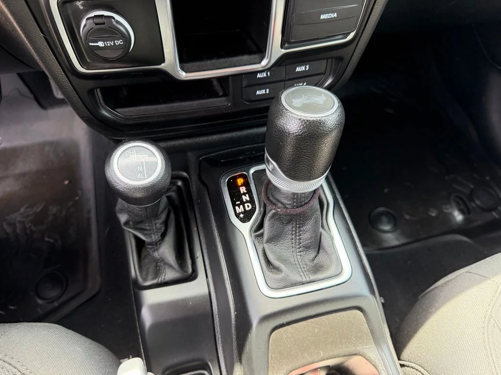 Used 2023 White/off-white Jeep Willys image 24