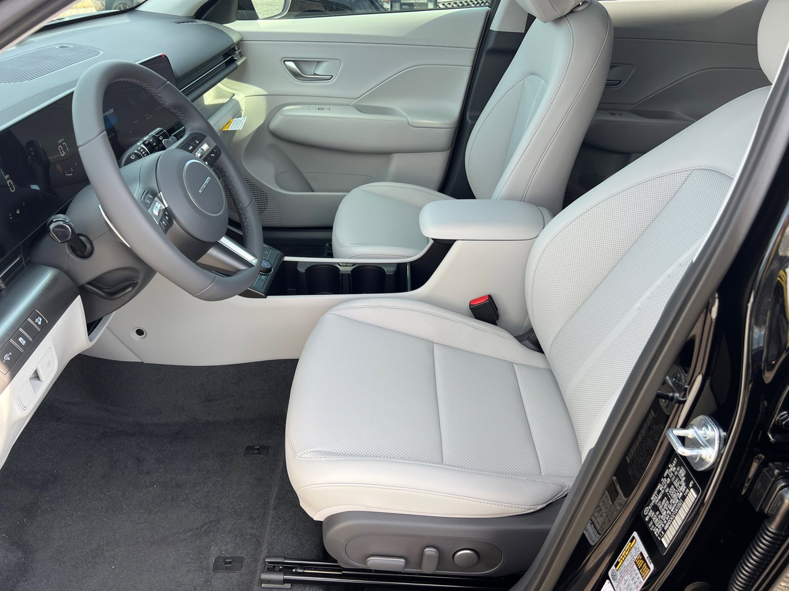New 2026 Abyss Black Pearl Hyundai SEL Premium image 9