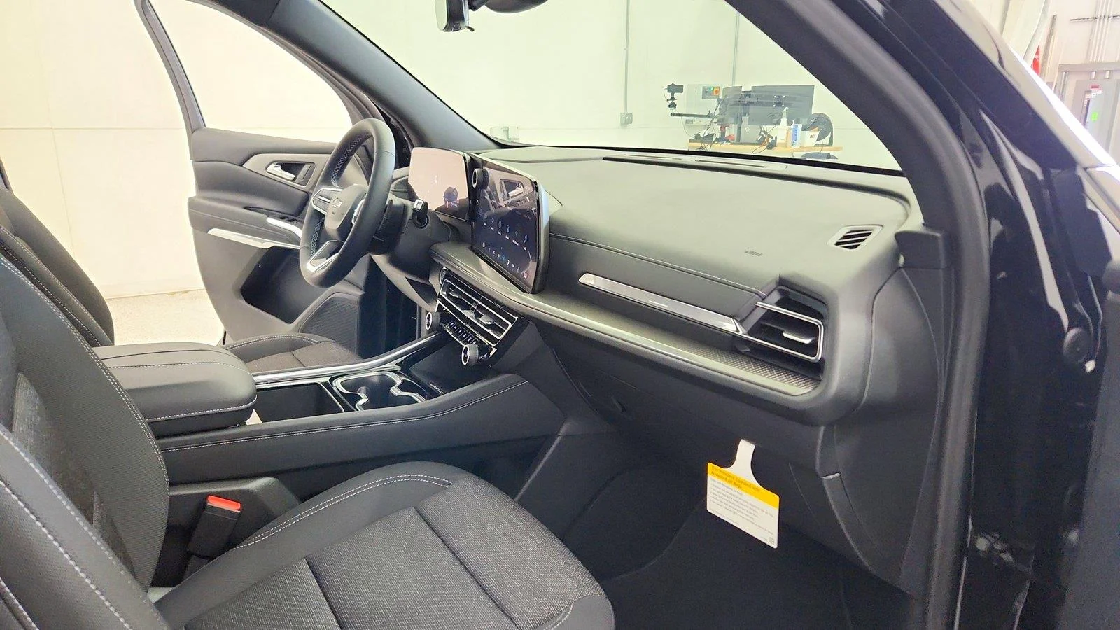 2026 Chevrolet Traverse LT - Photo 28