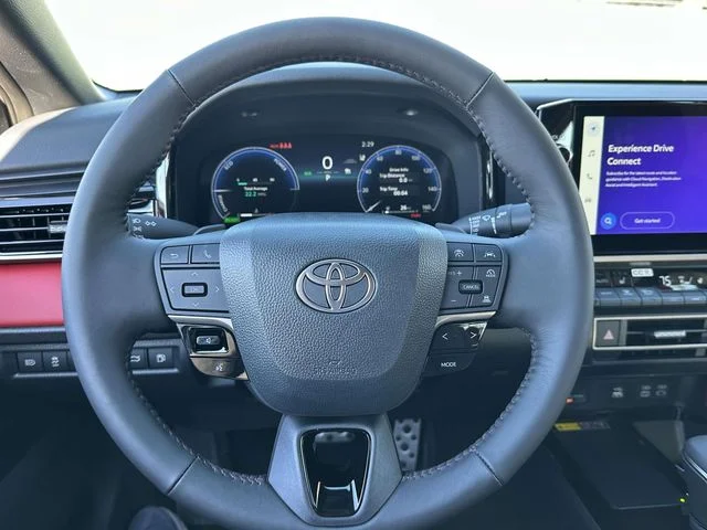 2026 Toyota Camry XSE - Photo 18