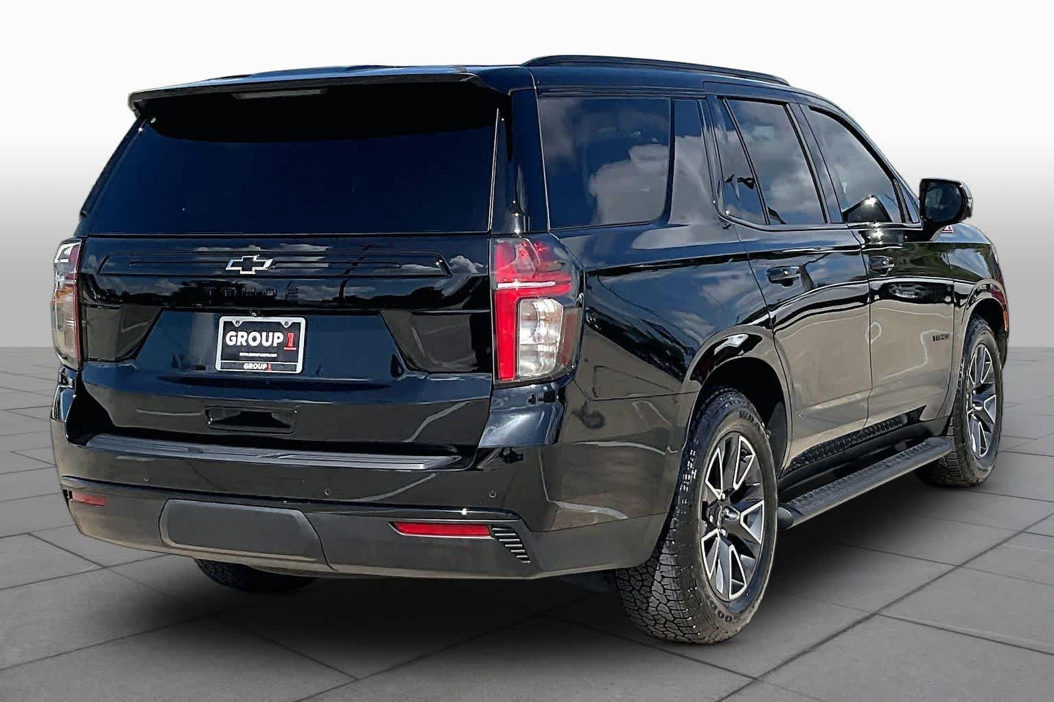 Used 2024 Black Chevrolet Z71 image 12