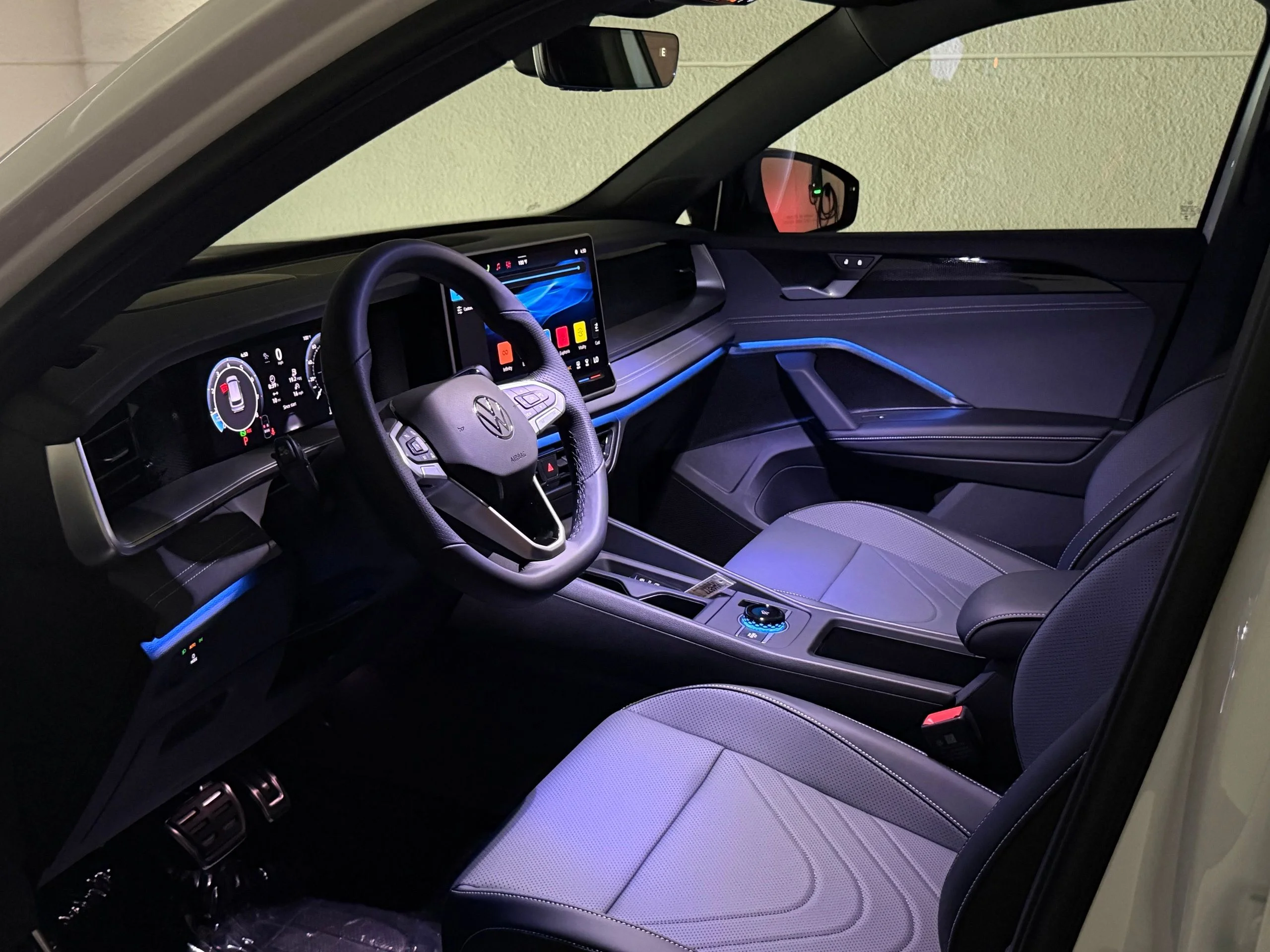 New 2026 White Volkswagen SE R-Line Black image 50