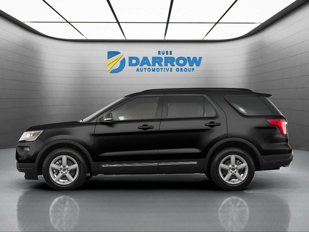 Used 2018 Black Ford XLT image 2