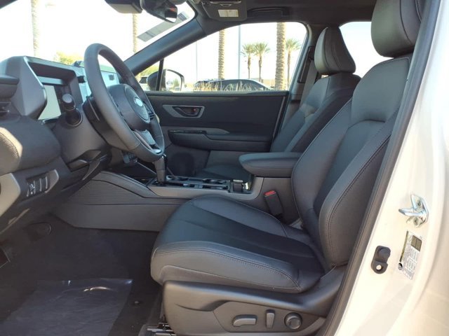New 2026 CRYSTAL WHITE PEARL Subaru Premium image 21