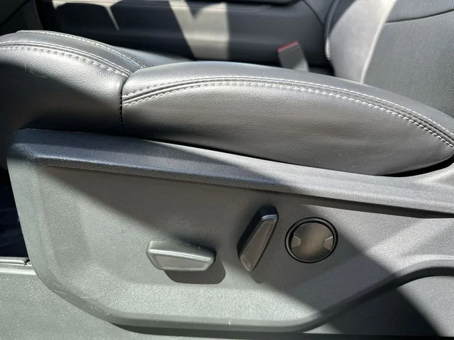 Used 2025 Gray Ford Platinum image 16
