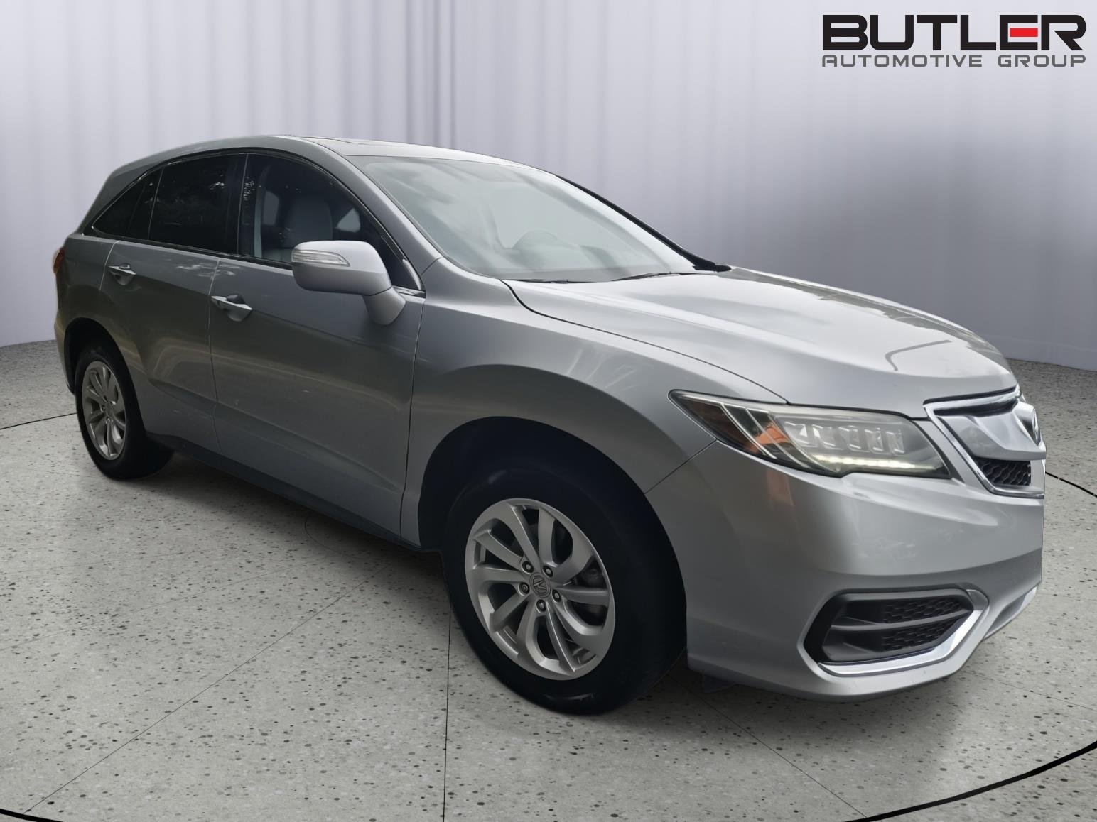 Used 2017 Lunar Silver Metallic Acura w/Technology Pkg image 2