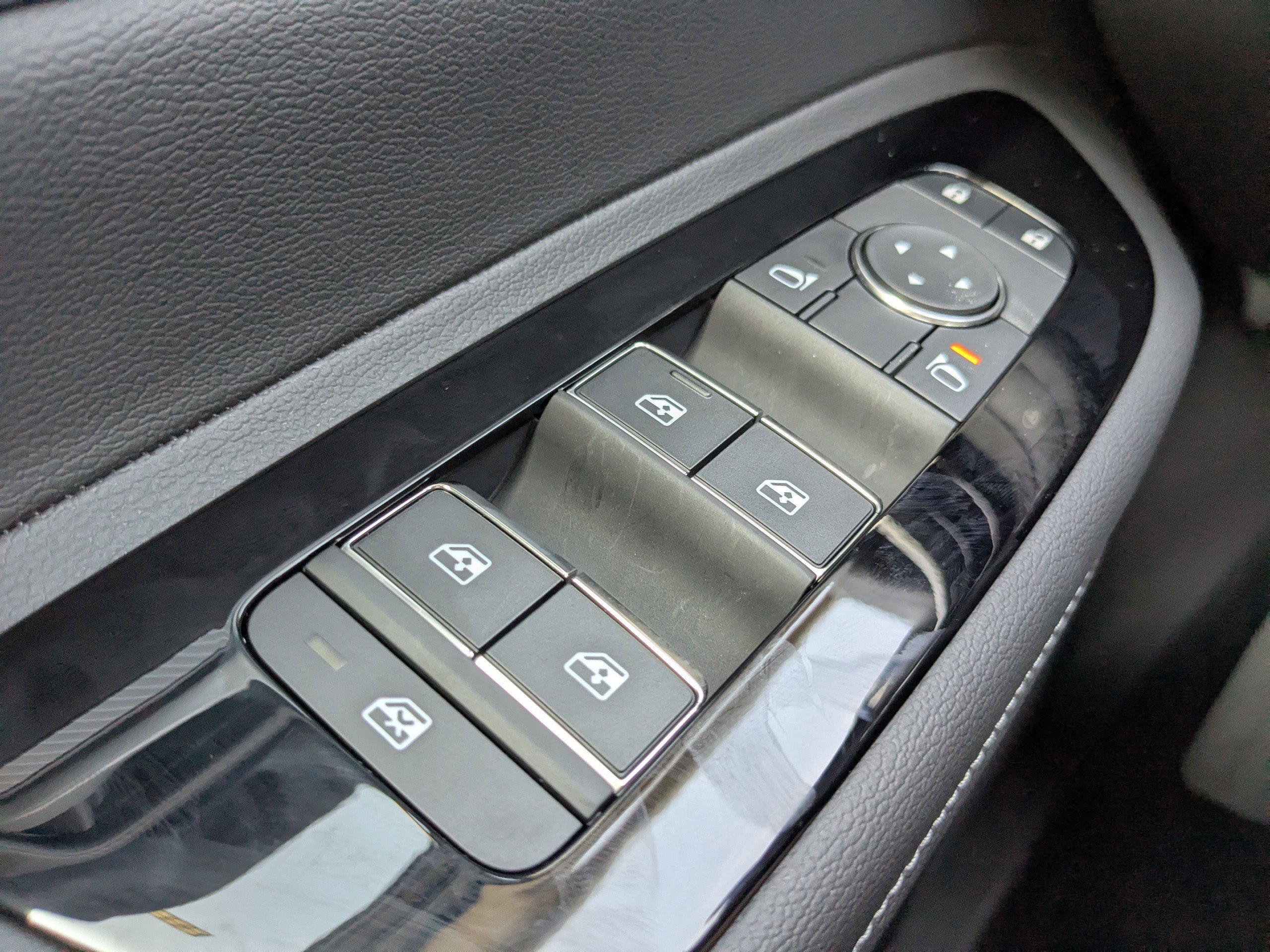 2025 Nissan Murano SL - Photo 22
