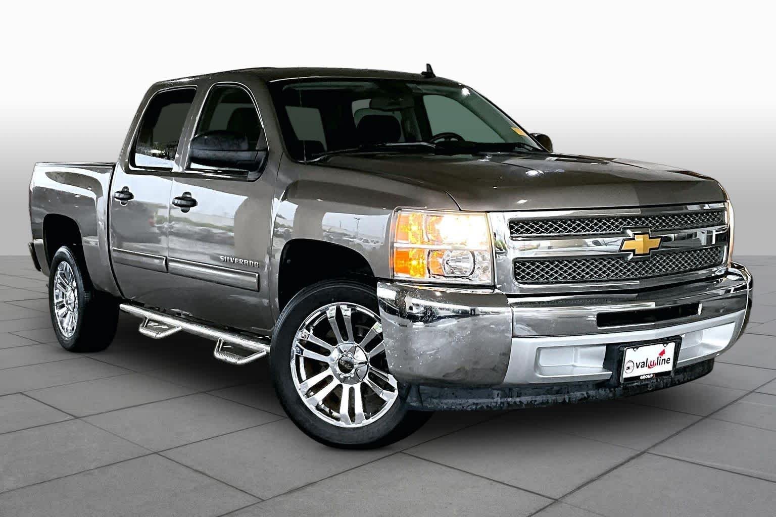 Used 2012 Mocha Steel Metallic Chevrolet LT image 2