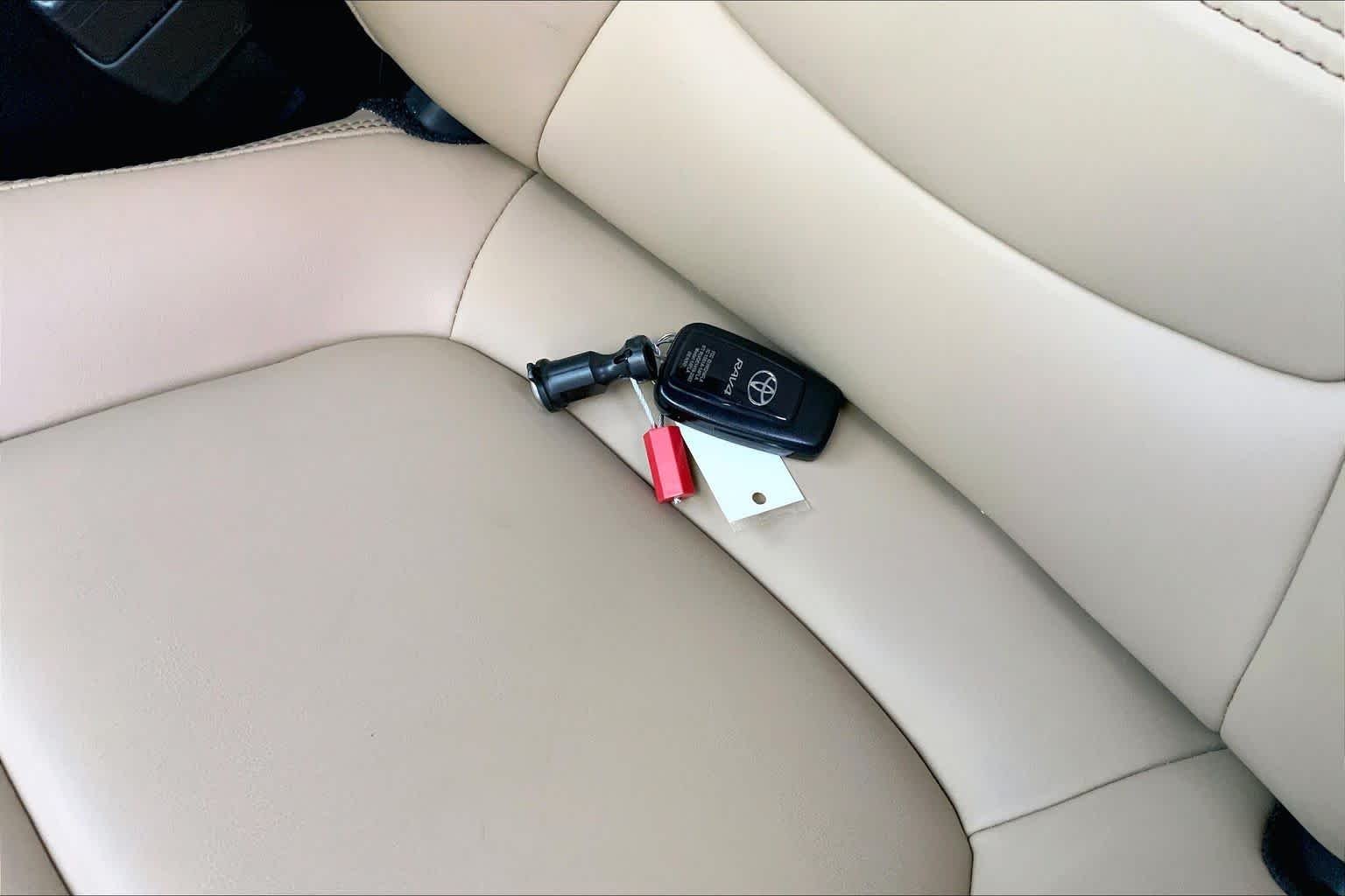 Used 2024 Ruby Flare Pearl Toyota XLE Premium image 14