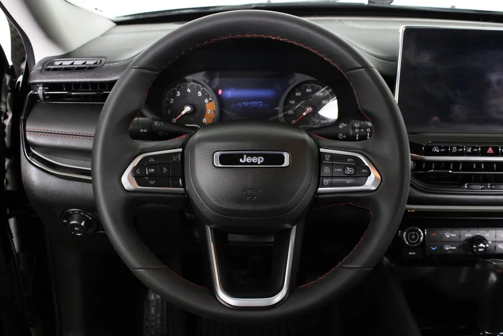 Used 2022 Black Jeep Trailhawk image 22
