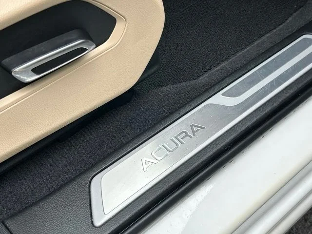 Used 2021  Acura Base image 49