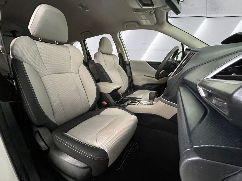Used 2021 White Subaru Base image 14