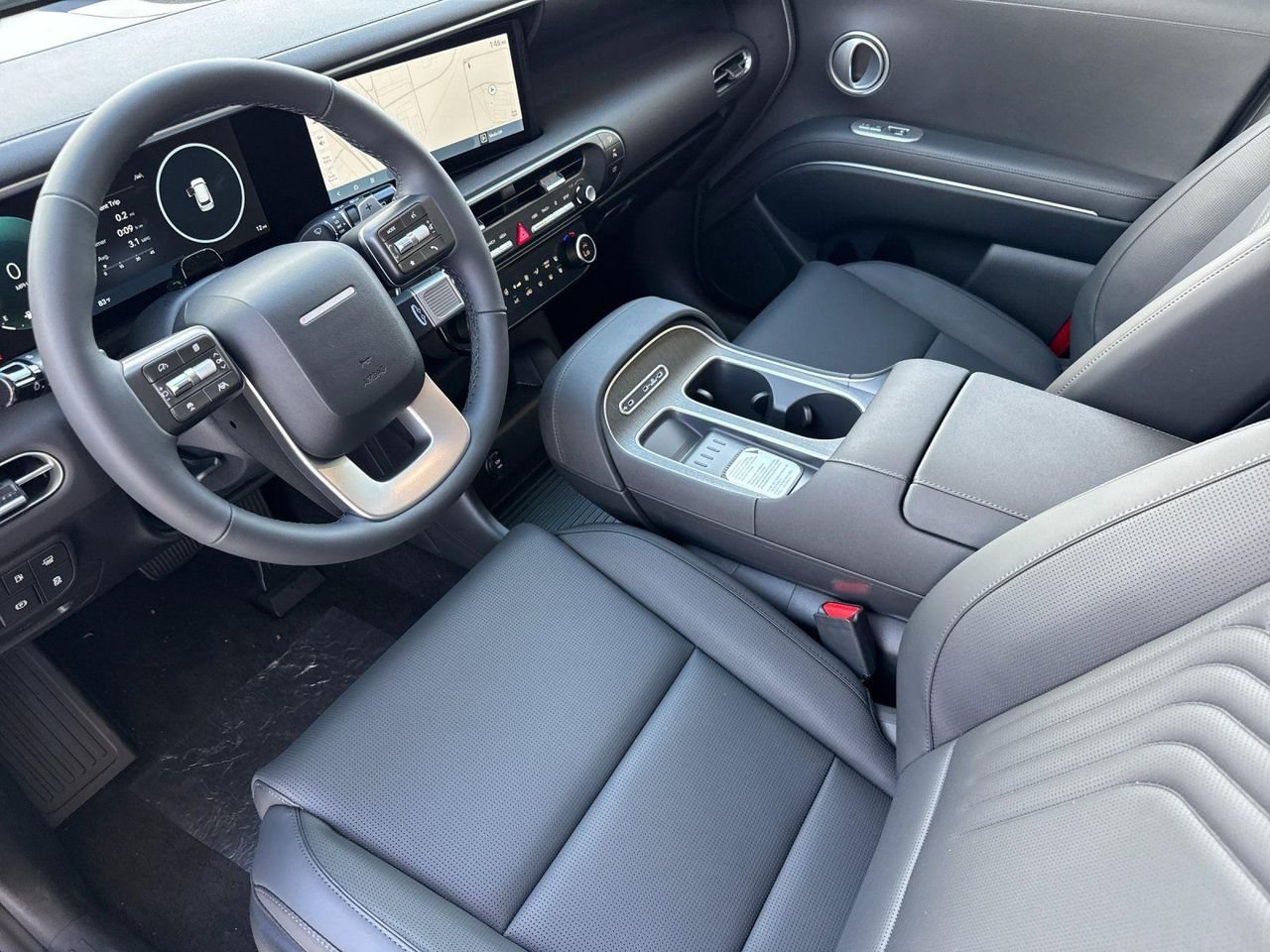 New 2026 Silver Hyundai SEL Premium 7P image 9
