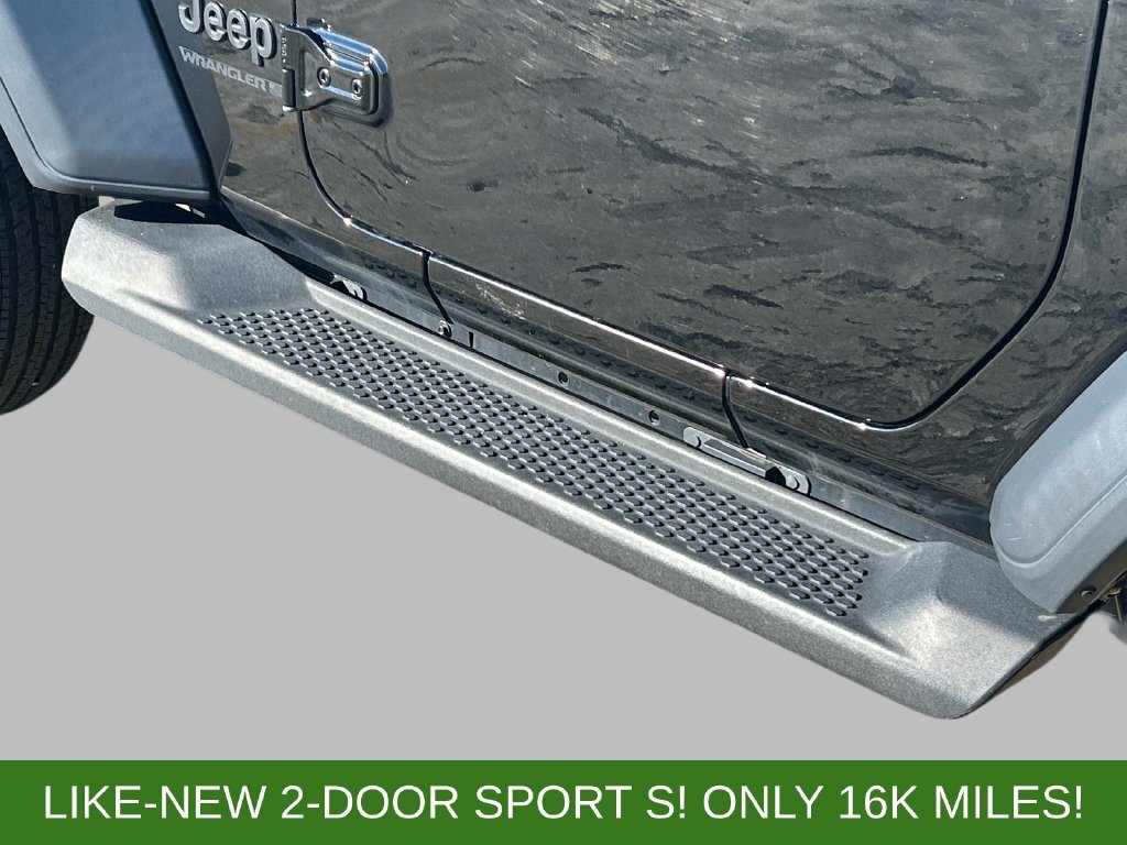 Used 2024 Black Jeep Sport S image 13