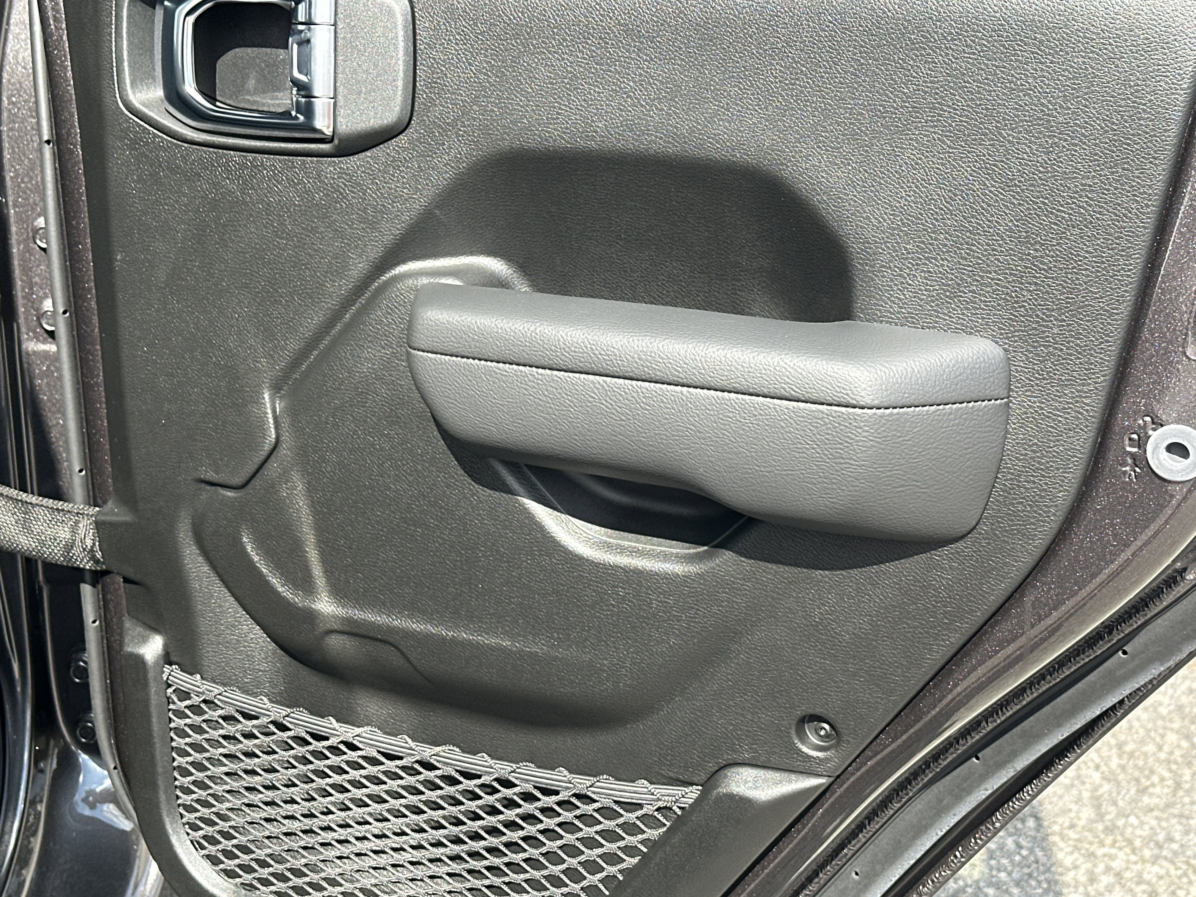 2025 Jeep Wrangler 4-Door Sport - Photo 17