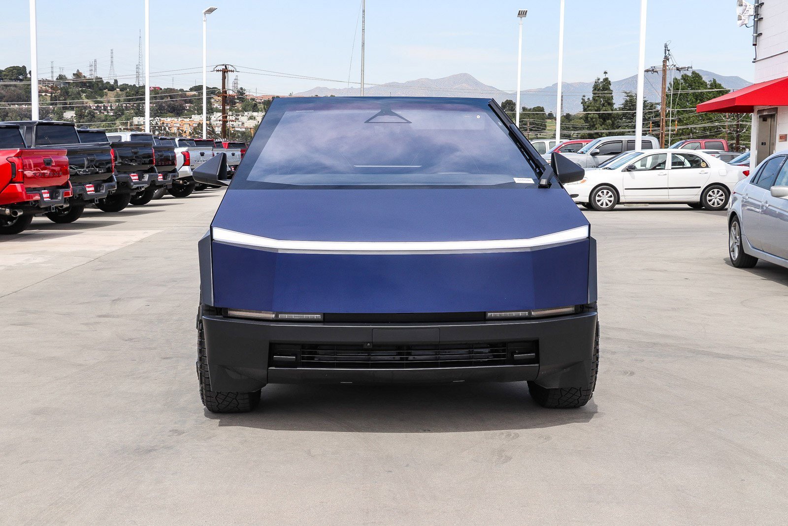 Used 2025 Tesla Cybertruck Base with VIN 7G2CEHED3SA077727 for sale in Los Angeles, CA