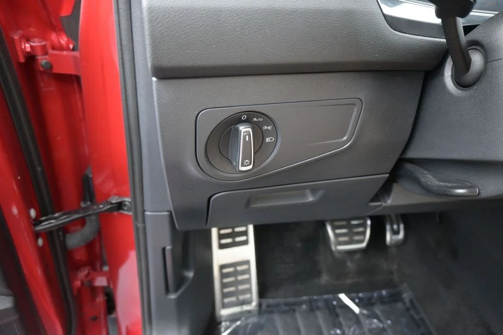 Used 2024 Red Metallic Volkswagen 2.0T SE R-Line Black image 13