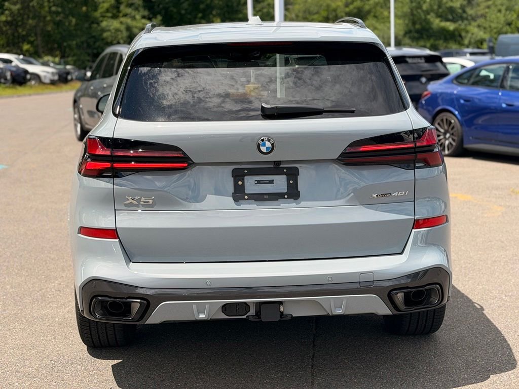 New 2026 Brooklyn Grey Metallic BMW xDrive40i image 4