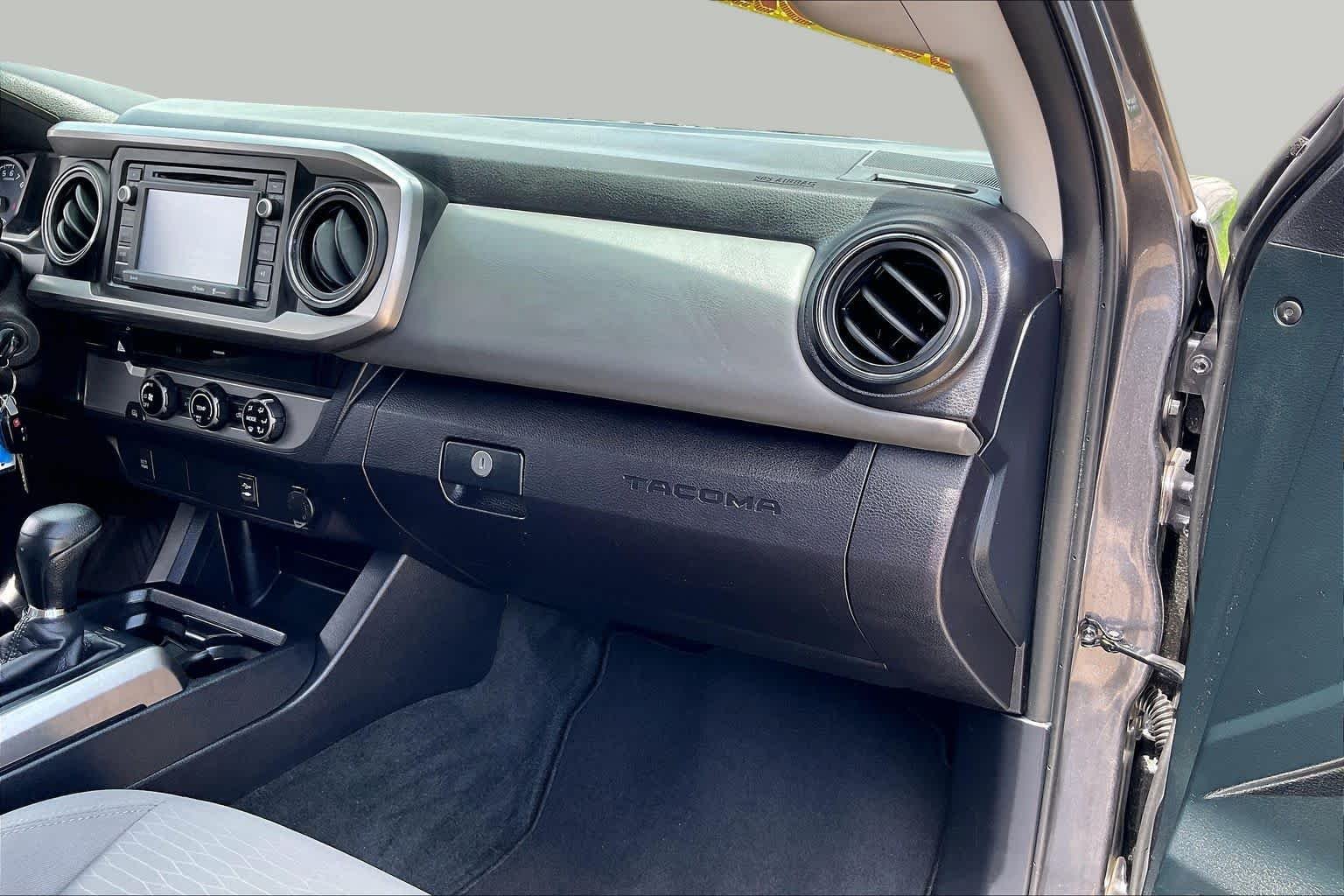 Used 2017 Magnetic Gray Metallic Toyota SR5 image 19